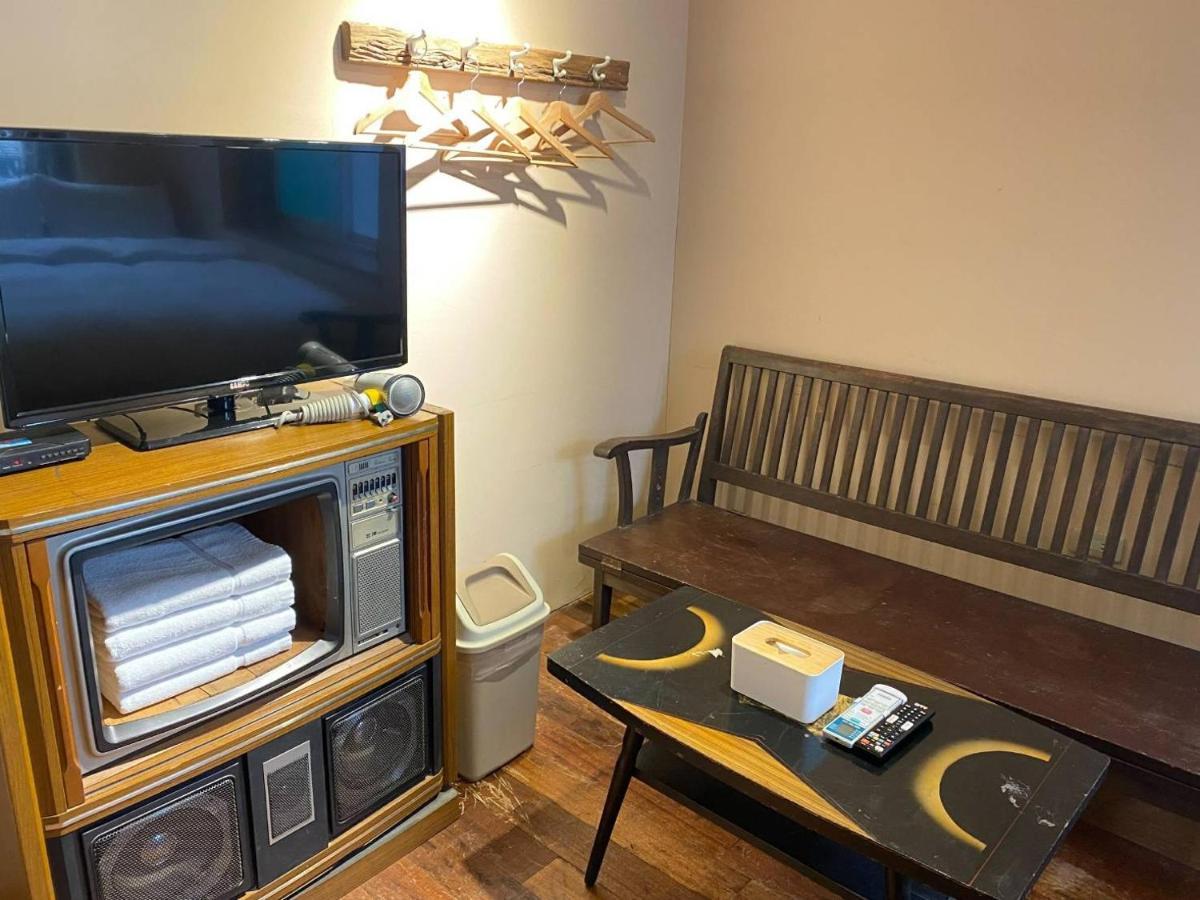 Tainan Macarthur Homestay ภายนอก รูปภาพ