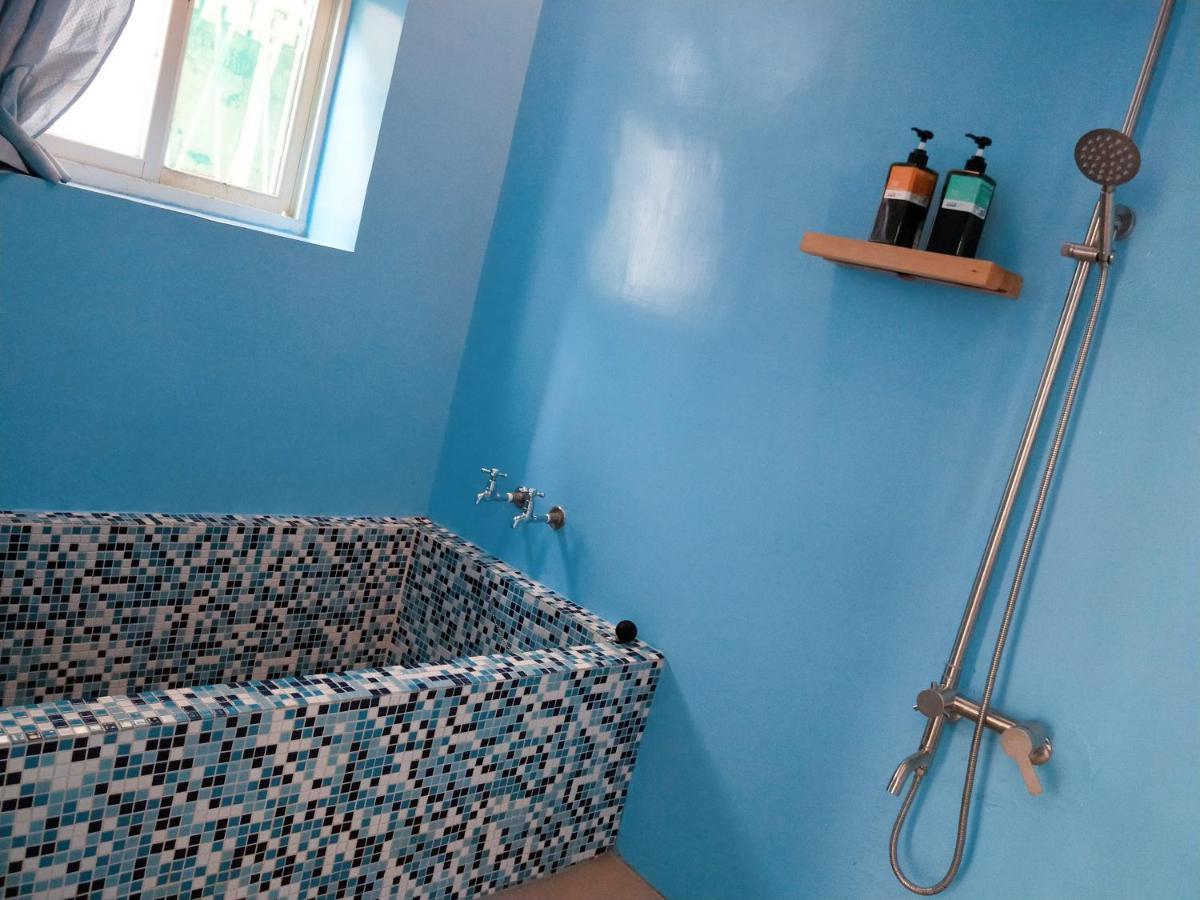 Tainan Macarthur Homestay ภายนอก รูปภาพ