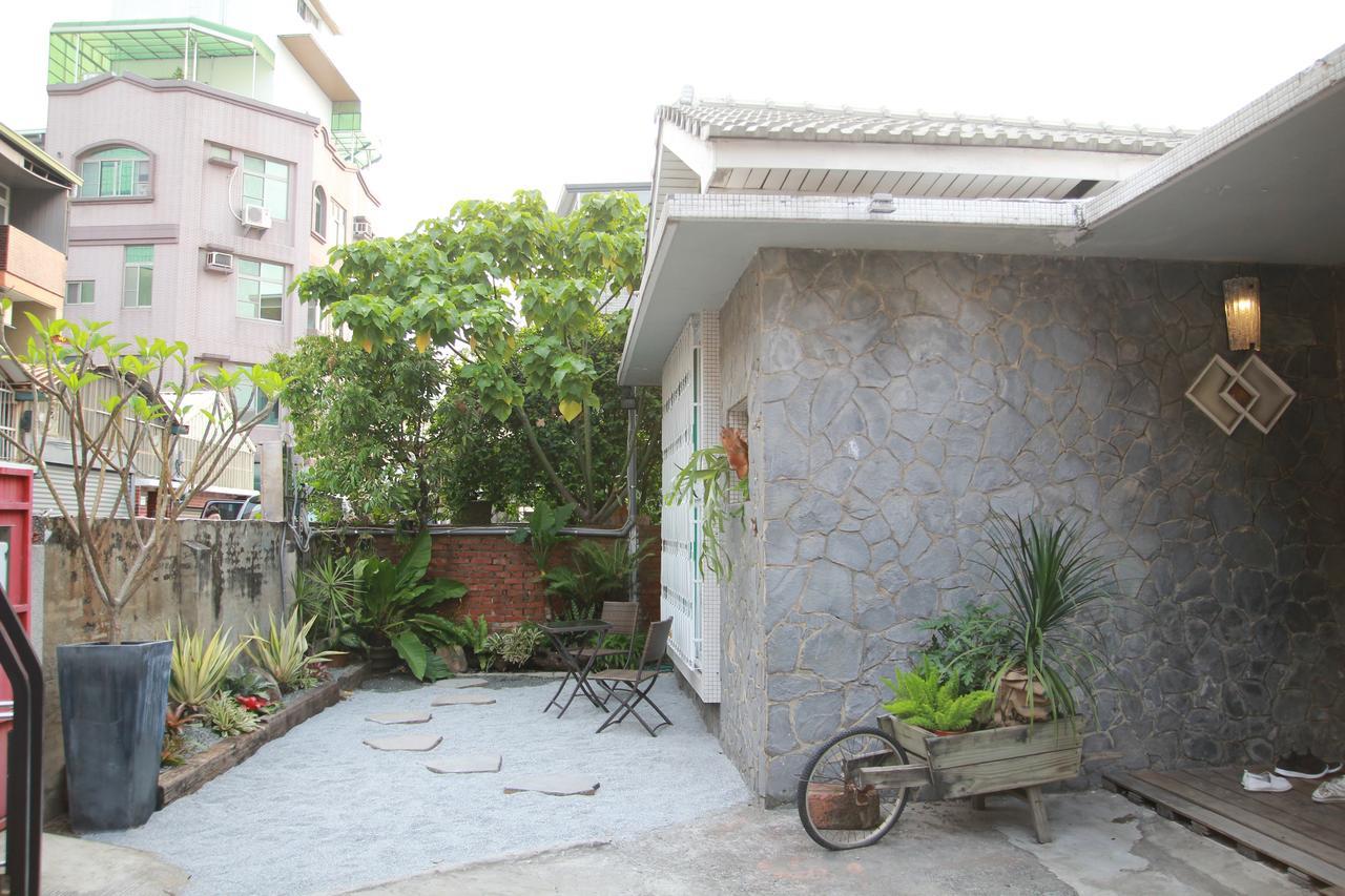 Tainan Macarthur Homestay ภายนอก รูปภาพ