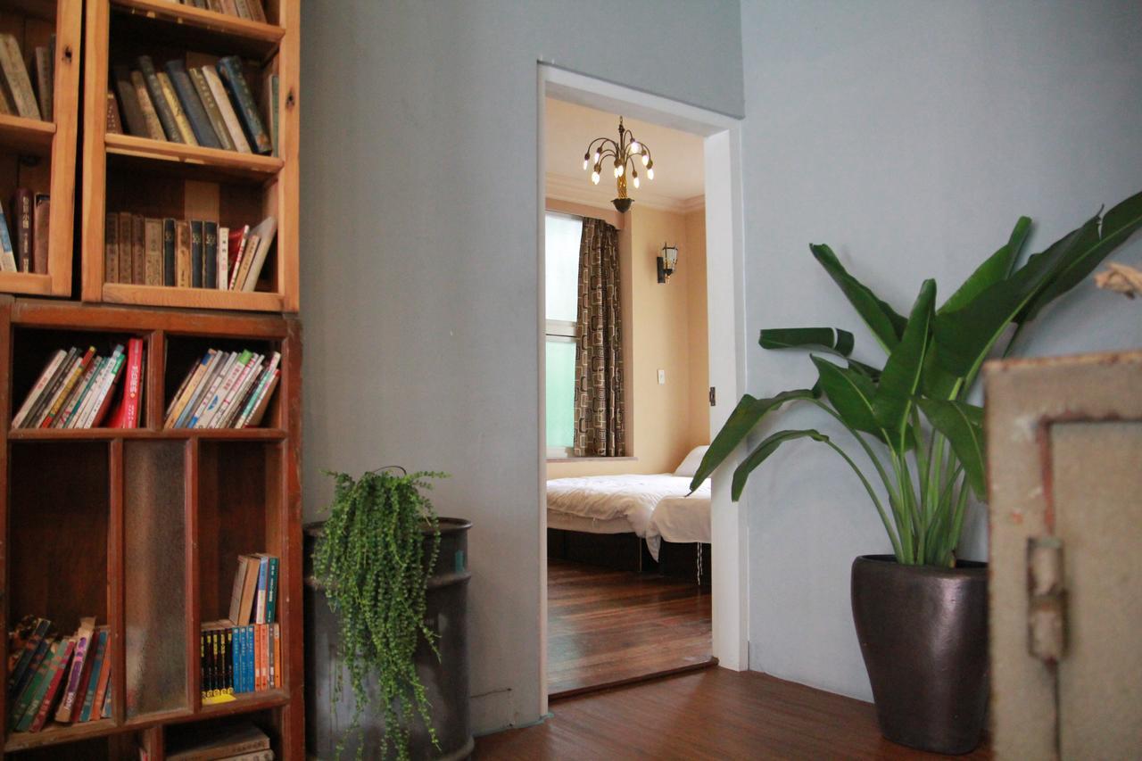Tainan Macarthur Homestay ภายนอก รูปภาพ