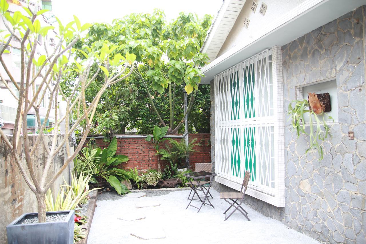 Tainan Macarthur Homestay ภายนอก รูปภาพ